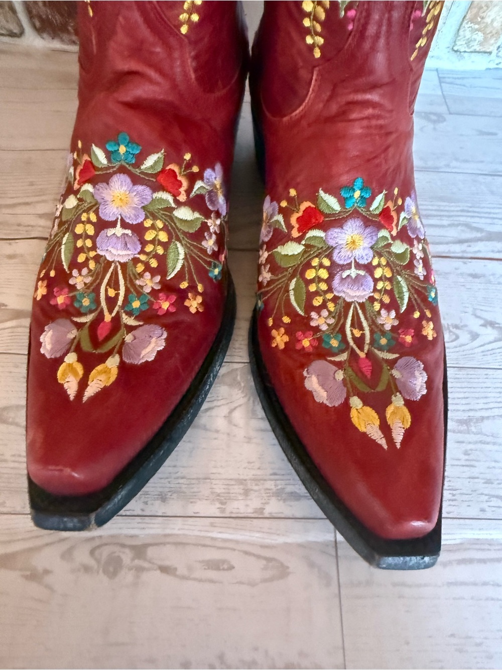 Old Gringo Red Floral SORA  Embroidered Western Ankle Boots - Picture 5 of 7